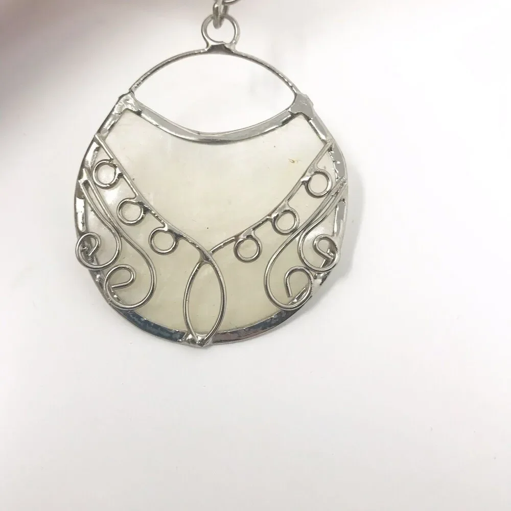 FairTrade Handcrafted Silver Scroll Metal Necklace With Abalone Shell Insert‎